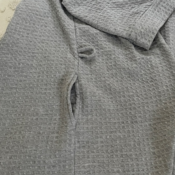 Croft & Barrow Gray Robe - Picture 6 of 6